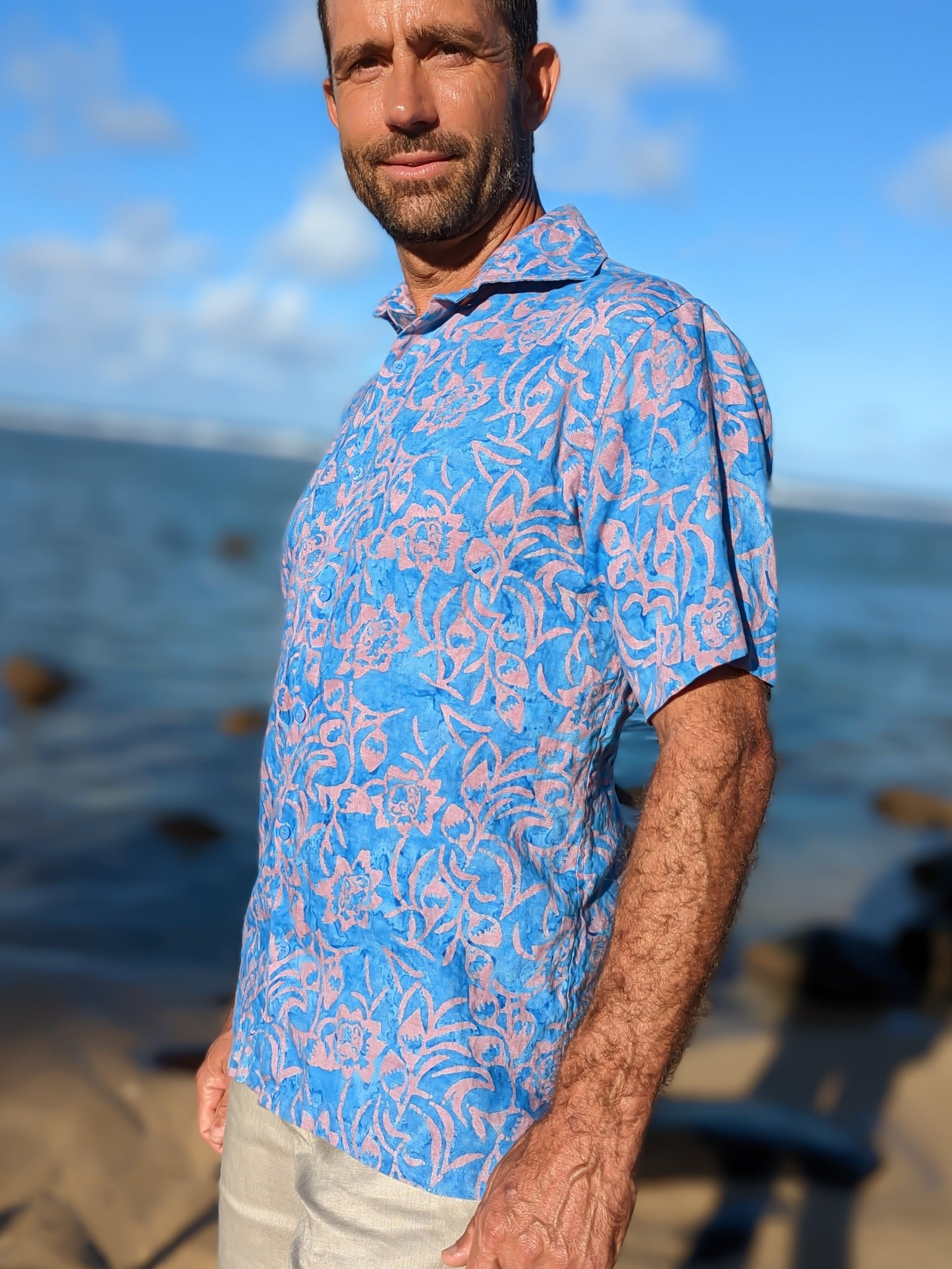 Mens Linen Batik Amalfi Shirt Short Sleeve Blue Beach Wedding Side