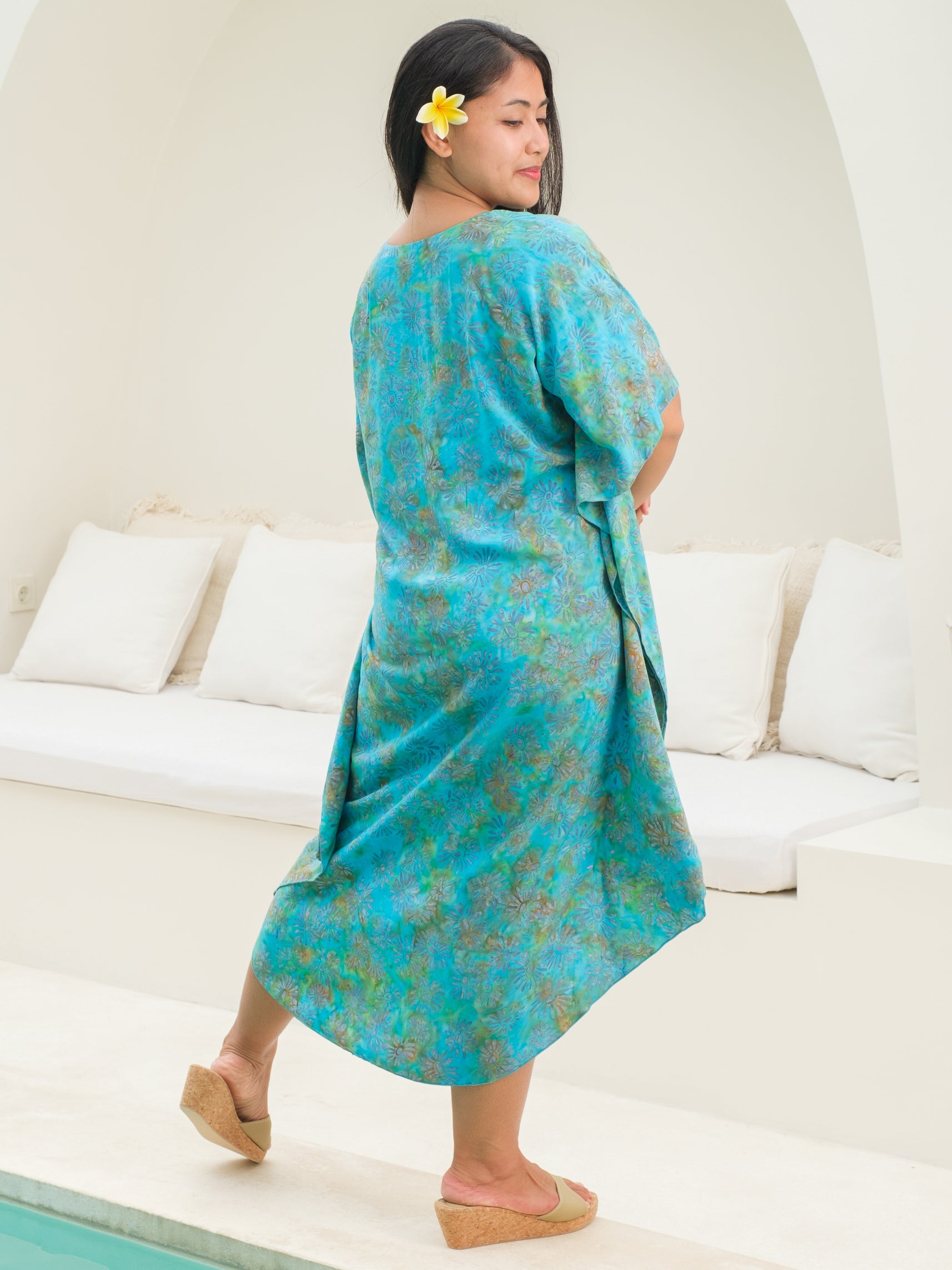 Womens Rayon Butterfly Dress Kaftan Dress Blue Daisy Batik Lace Up Vneck Summer Resort Wear Back