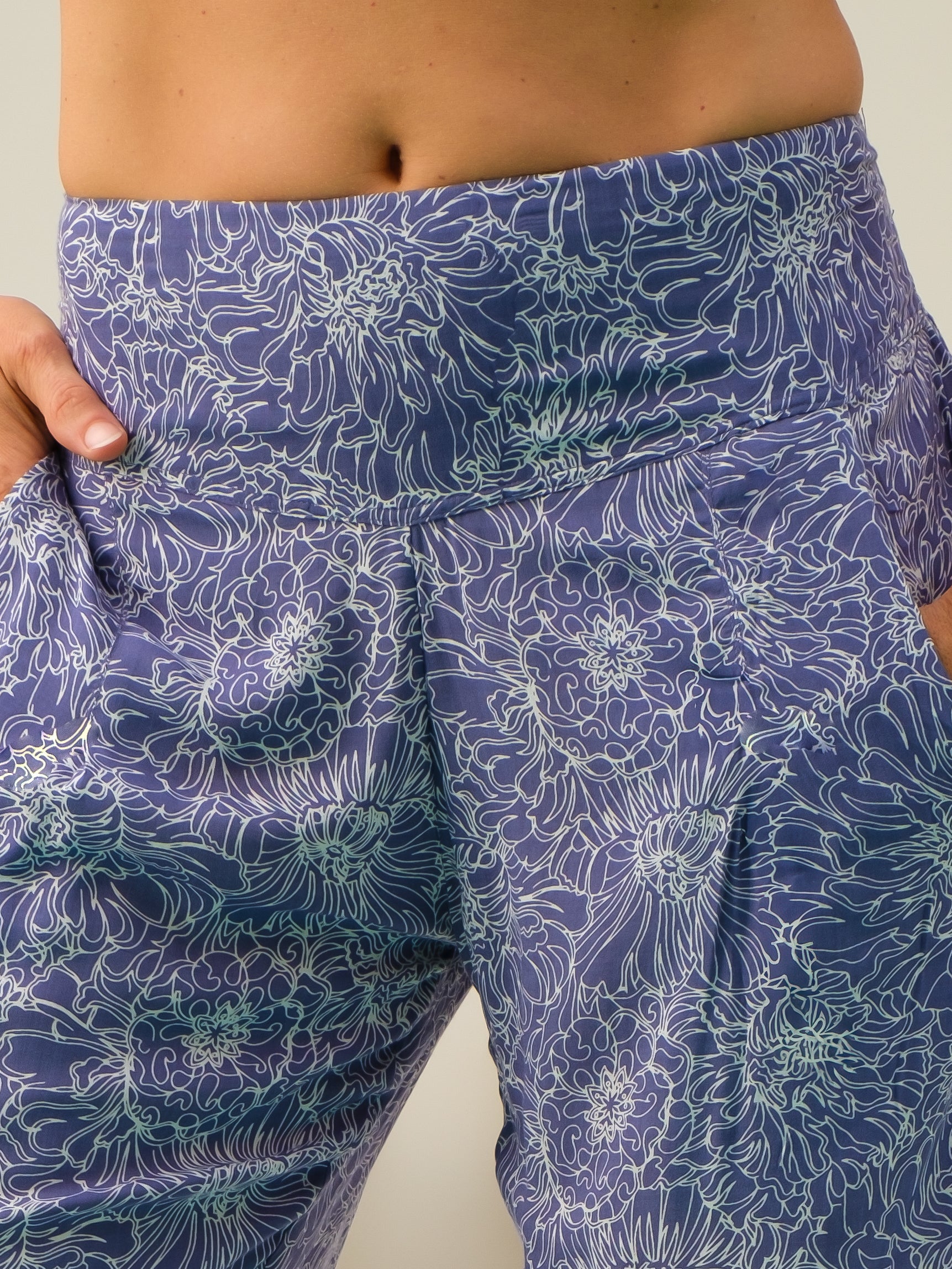 Womens Rayon Voile Peony Pant Purple Batik Elastic High Waist Close